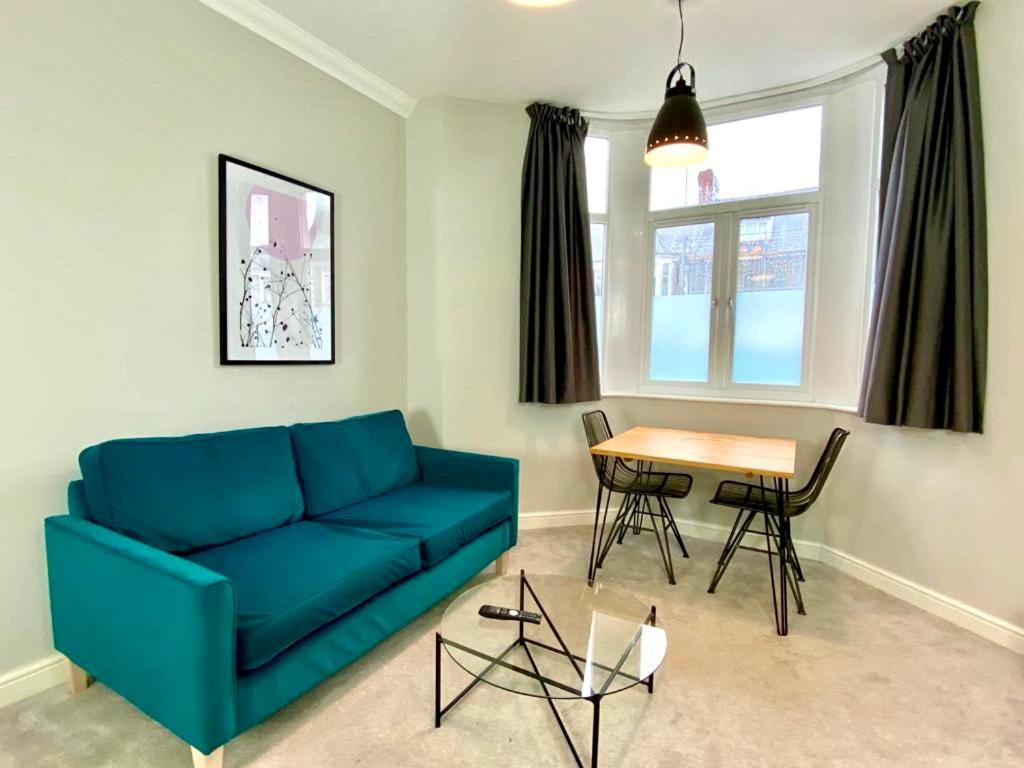 Victoria House By Switchback Stays Cardiff Eksteriør billede